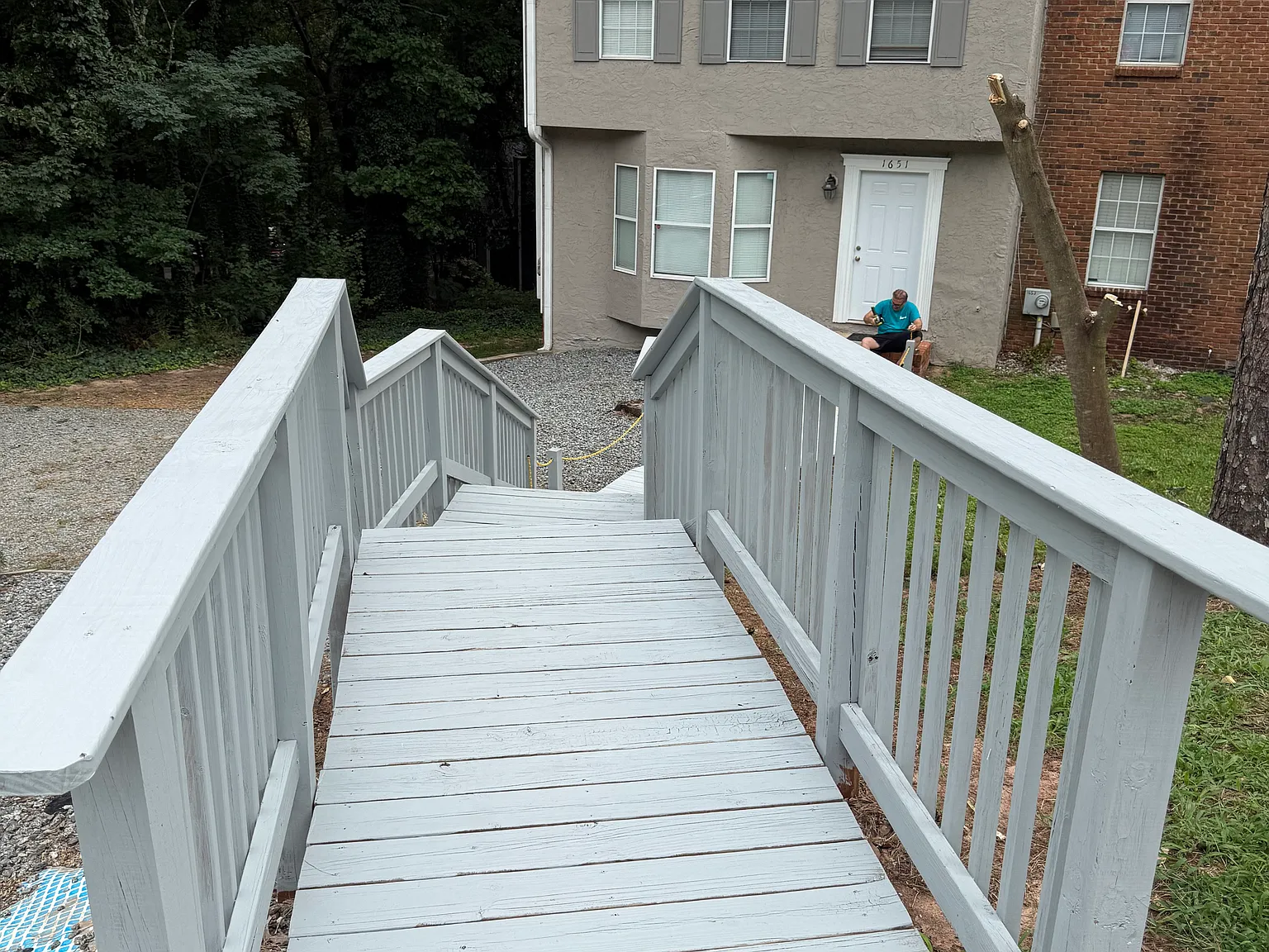 3 bed, 2.5 bath, 1260 sqft, $2,000 — Photo 3