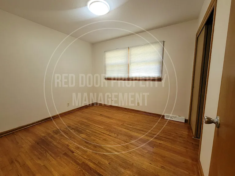 1402 W Lotus St — Photo 13