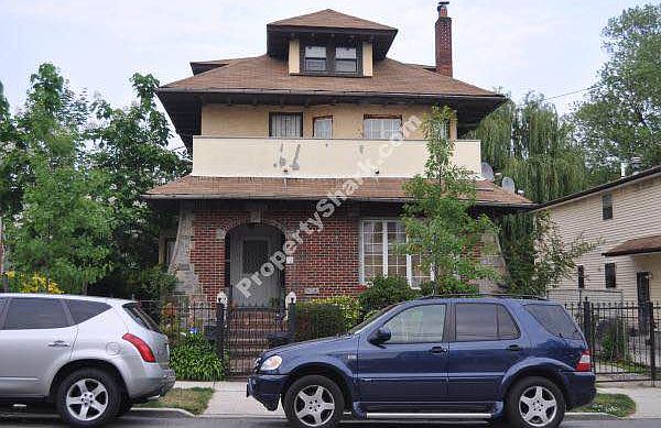 1st image of 100-37 196th St #1