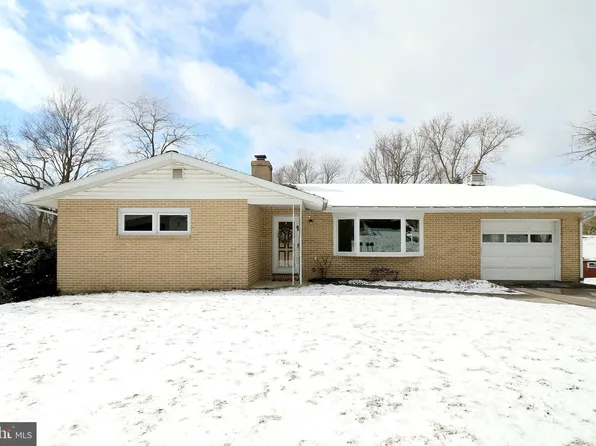 243 Kathy St, Philipsburg, PA 16866