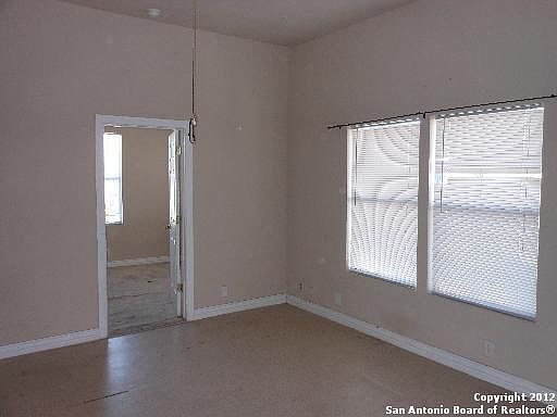 4th image of 303 Florida St APT 6