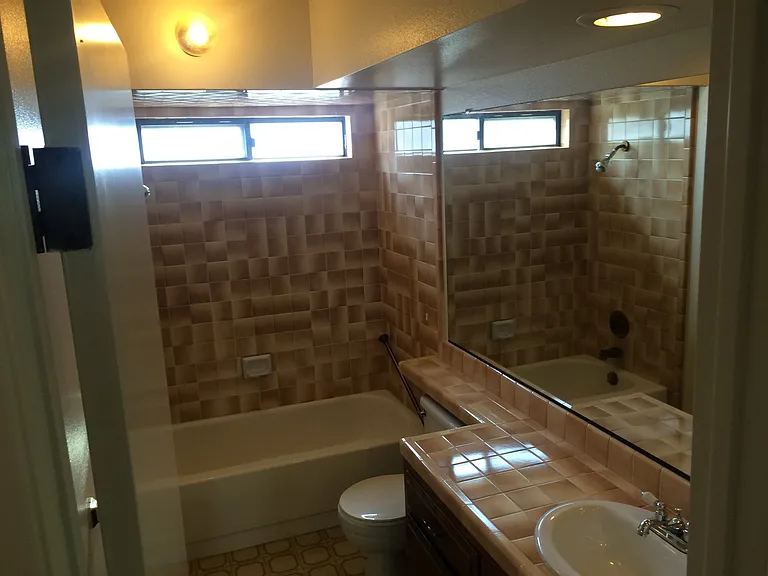 7131 Hanover Cir — Photo 5