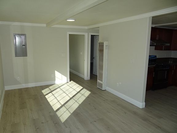 5th image of 1222 Tiegen Dr