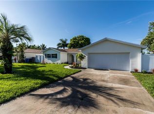 148 98th Ave NE, Saint Petersburg, FL 33702