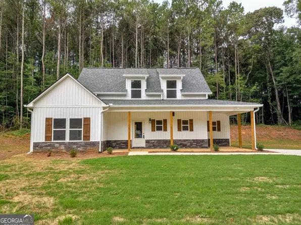 169 N Carroll St, Bowdon, GA 30108