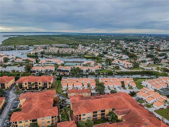 4th image of 4305 Bayside Village Dr APT 305