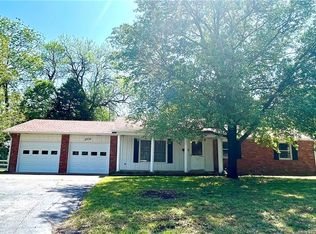 1711 Tomahawk Ln, Fort Scott, KS 66701