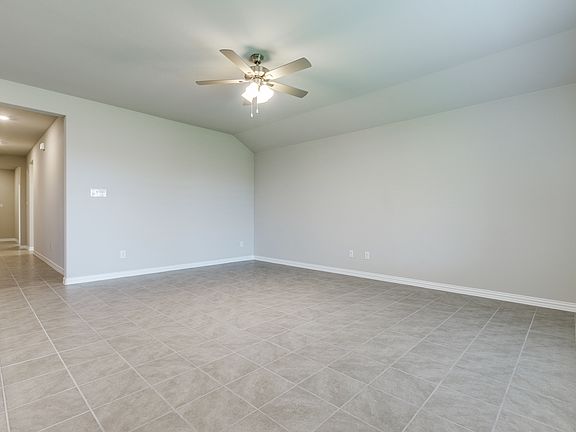 4th image of 3904 Jasper Ln
