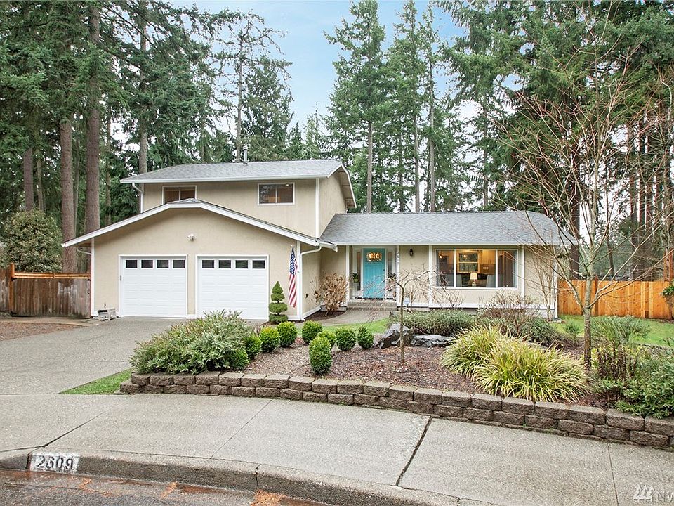 1st image of 2609 32nd Ave SE