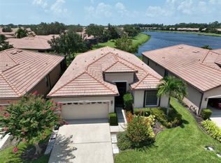 5724 Sunset Falls Dr, Apollo Beach, FL 33572