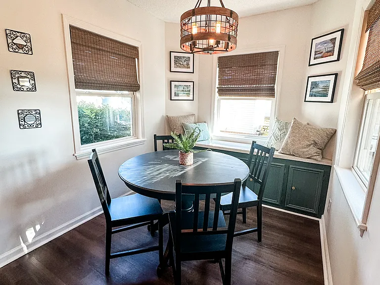 1221 Longpoint Rd — Photo 47
