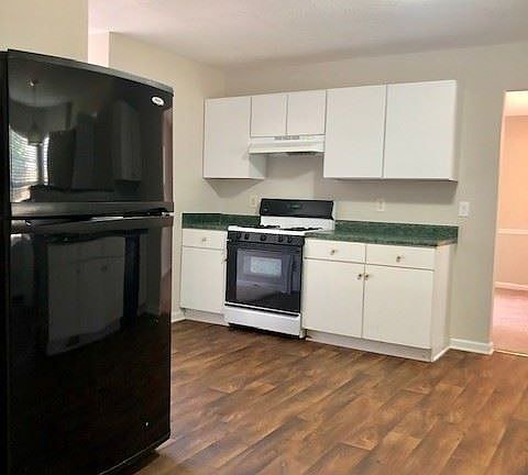 4th image of 4869 Creekside Pl