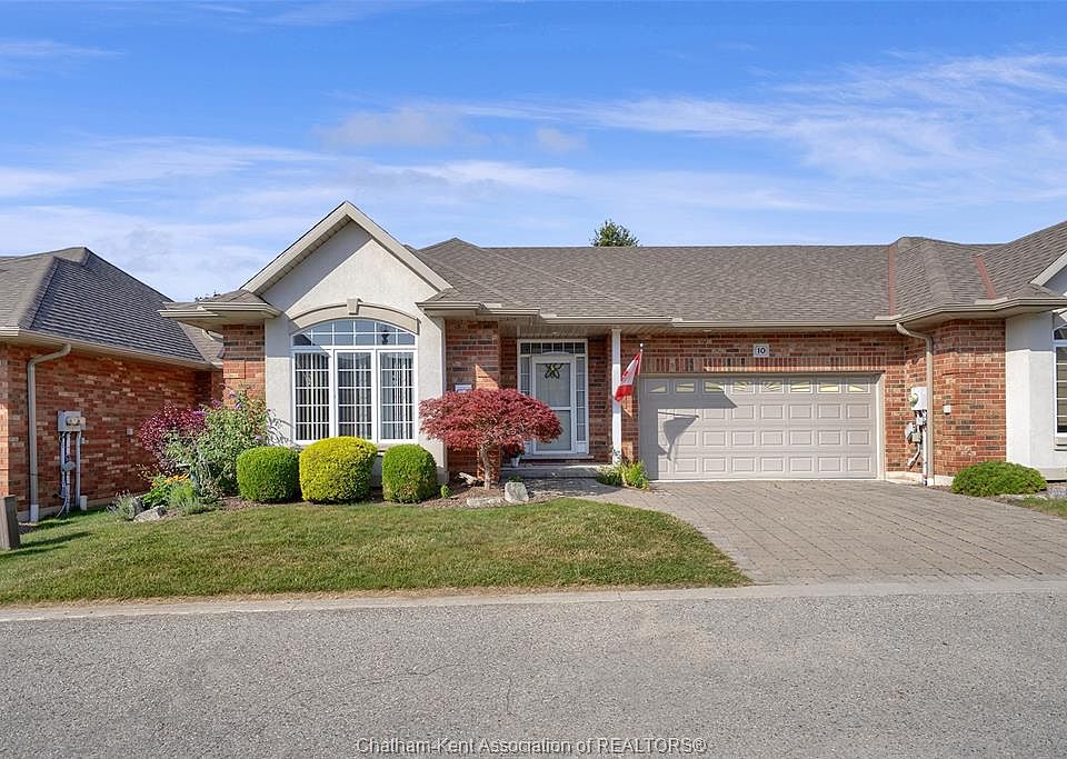 1st image of 10 Oakgrove Ln