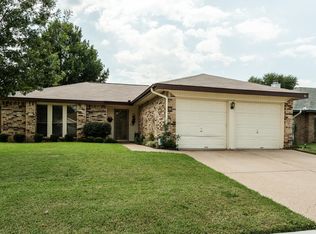 316 Lemon Dr, Arlington, TX 76018