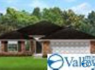 9204 Eagle Trace Dr SE, Owens Cross Roads, AL 35763