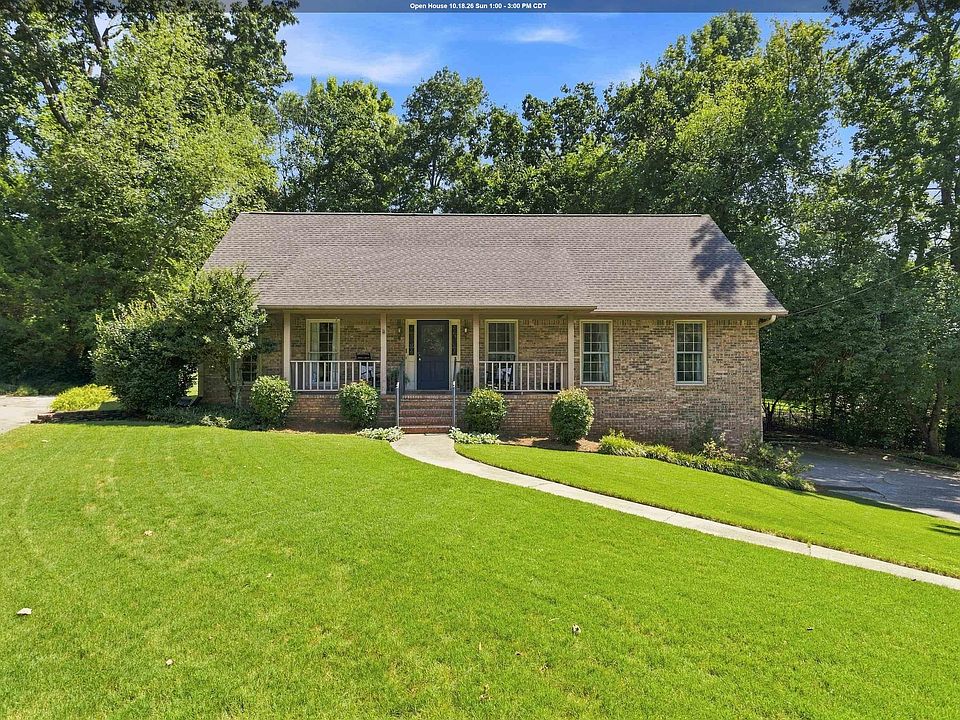 1st image of 845 Leah Ln