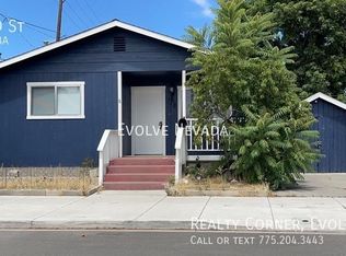 718 D St, Sparks, NV 89431
