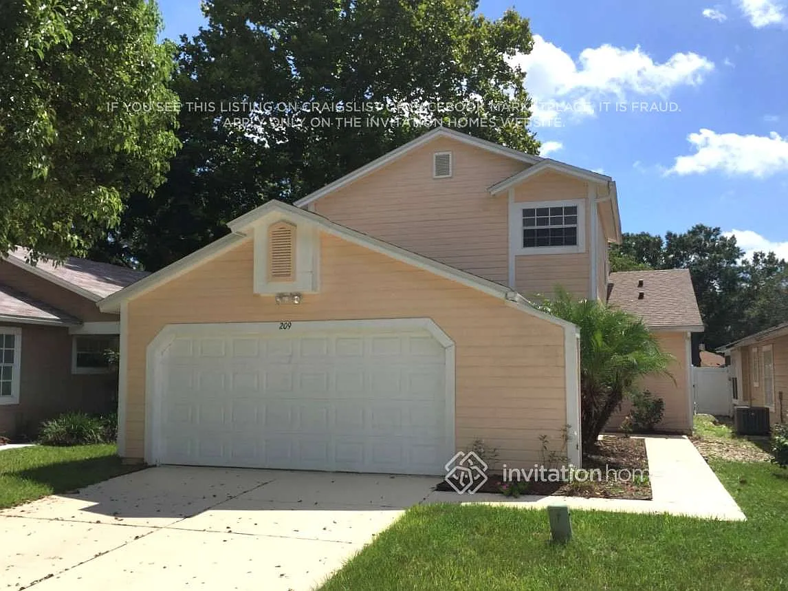 Building Photo - 209 Kittery Ln