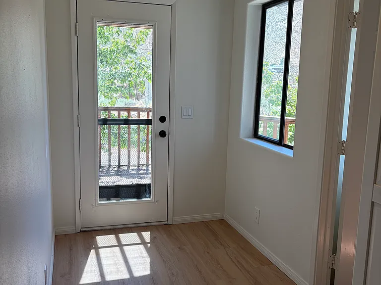 67 Bir Rd #A — Photo 24