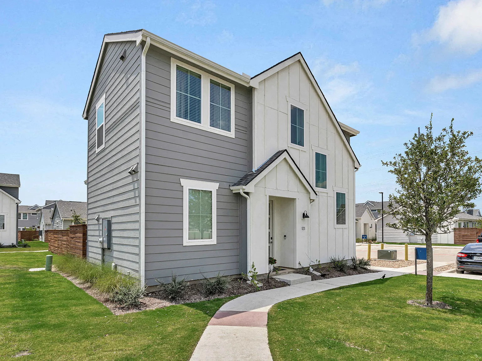 YardHomes Parkside — Photo 1