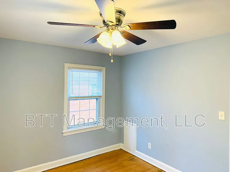 8408 Greenwood Ave #3 — Photo 35