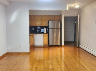43 215th Pl FLOOR 1, Bayside, NY 11361