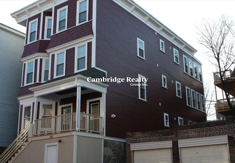 148 Hillside St #3T — Photo 7