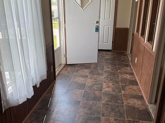 5th image of 35 Arika Ln