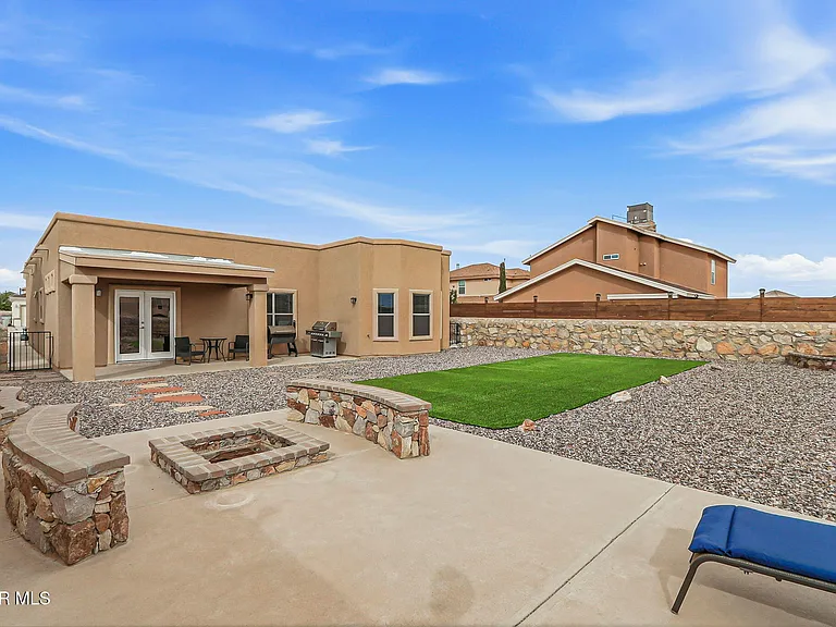 7120 Falling Leaf Cir — Photo 34
