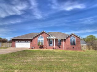 115 N Blue Heron Dr, Killen, AL 35645