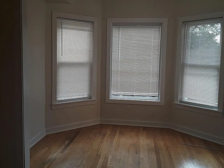 114 N Hamlin Ave. — Photo 14