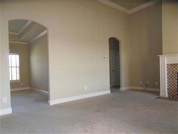 4th image of 1009 Northwood Ln