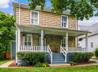 40 High St, Highwood, IL 60040