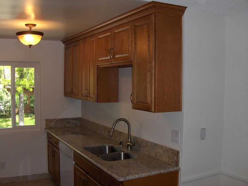 1st image of 1807 Fremont Ave APT 201