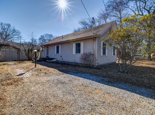 58 Shore Dr, Old Lyme, CT 06371