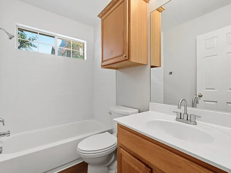 10317 Huxley St — Photo 24