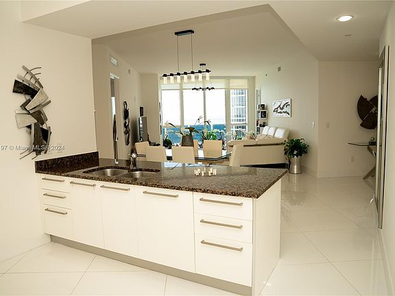 5th image of 15901 Collins Ave APT 2407