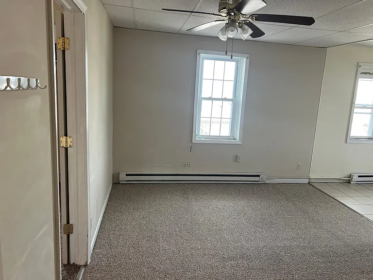 173 W Tilghman St #3 — Photo 4