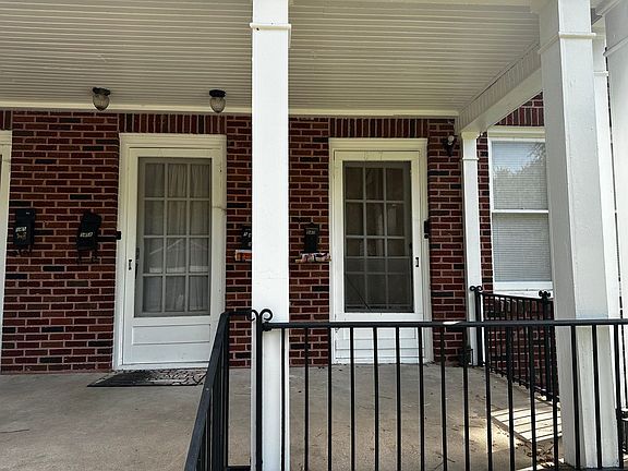 3rd image of 547 Wilkinson St