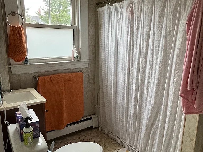41 Union St #4 — Photo 5
