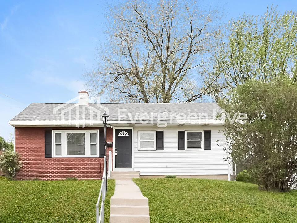 217 Victoria Dr