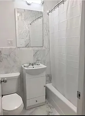 Rented by CitySites Real Estate Group | media 15