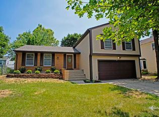 10 Saint Ives Ln, Vernon Hills, IL