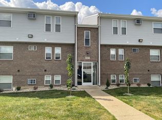 3875 Hillsboro Dr #E, Dayton, OH 45431