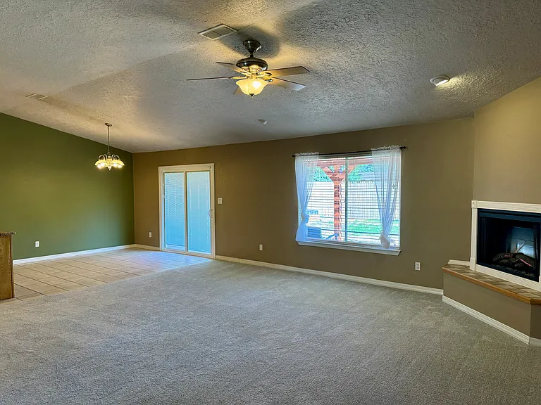 3616 Benjamin Davis Dr — Photo 7