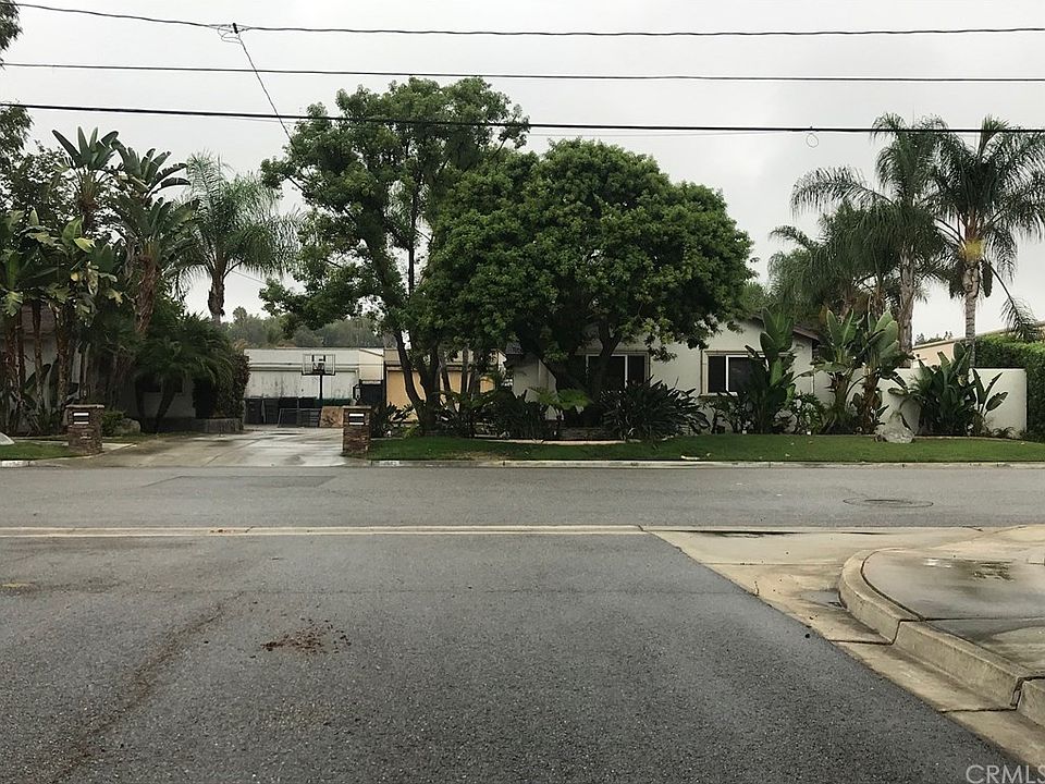 1st image of 2663 Sierra Way