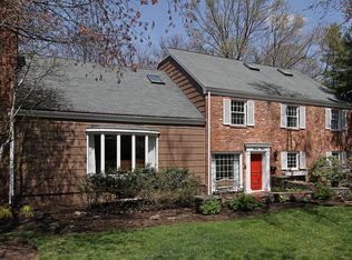 41 Farmstead Rd, Short Hills, NJ 07078