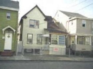 17 Manchester Ave, Paterson, NJ 07502