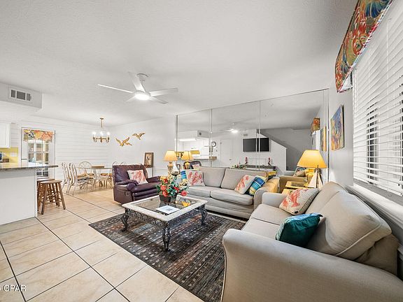 5th image of 133 W Leslie Ln