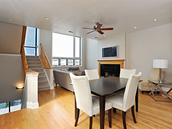 4th image of 2021 W Superior St #3